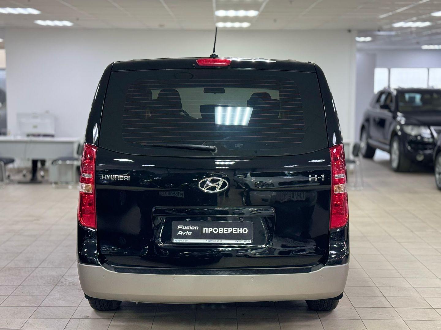 Hyundai H-1