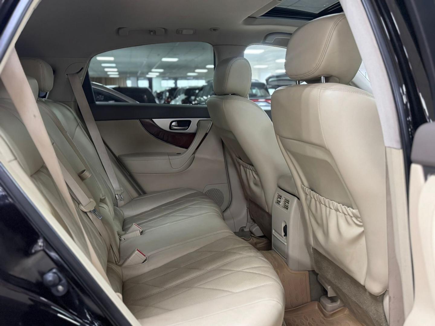 Infiniti FX