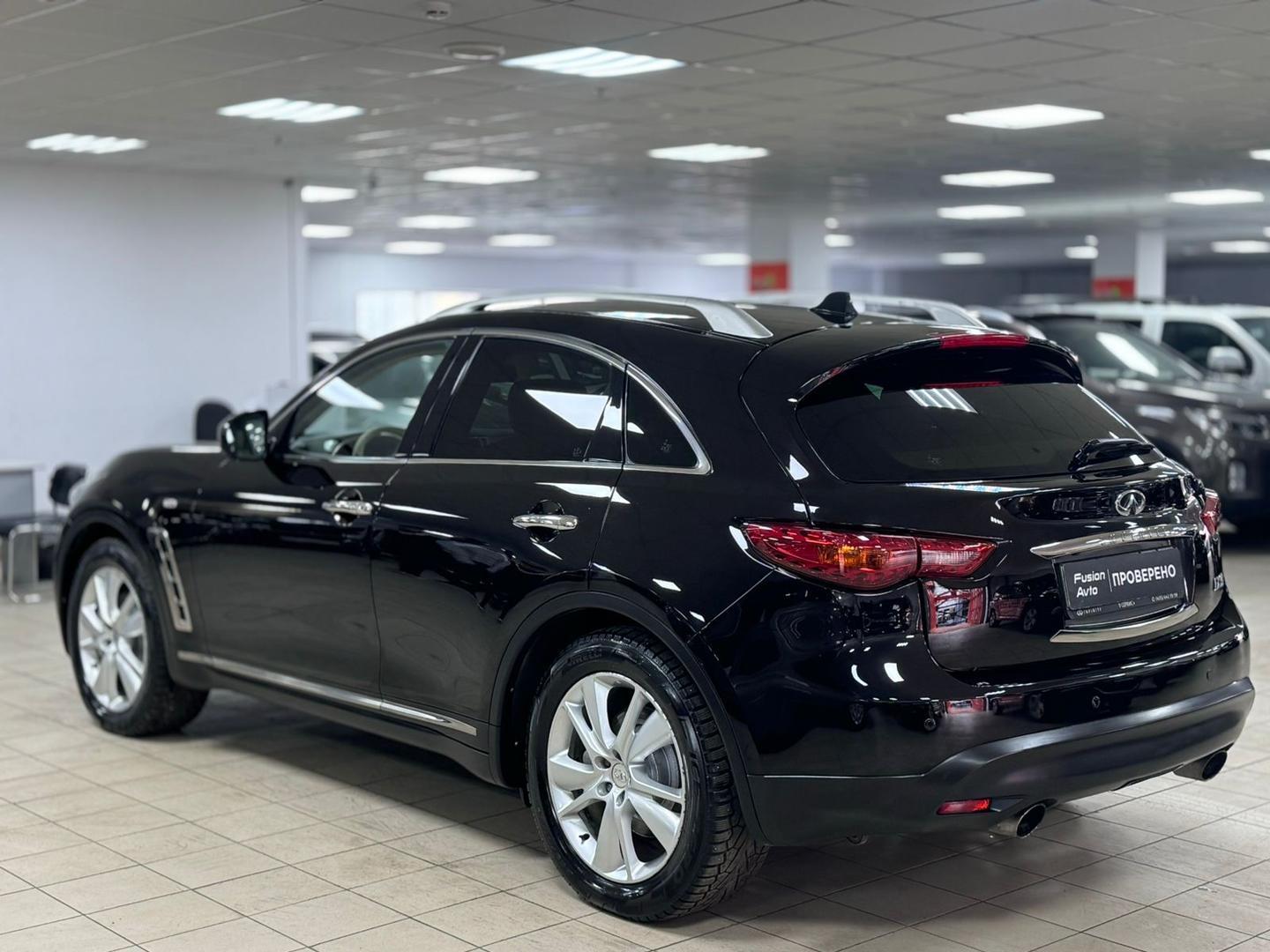 Infiniti FX
