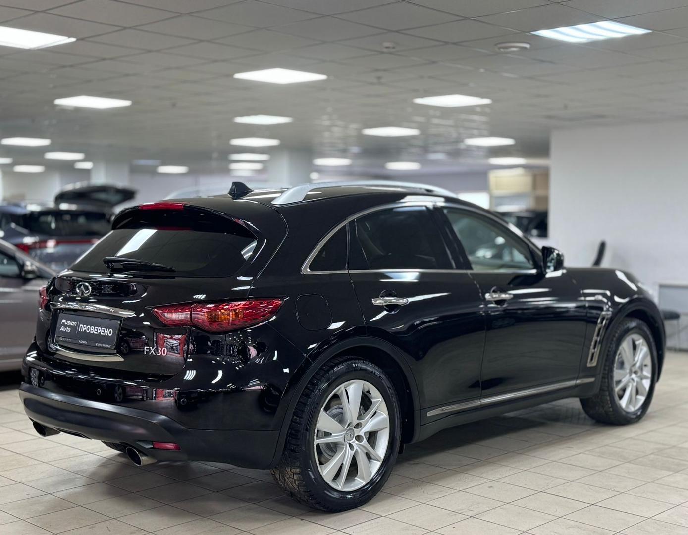 Infiniti FX