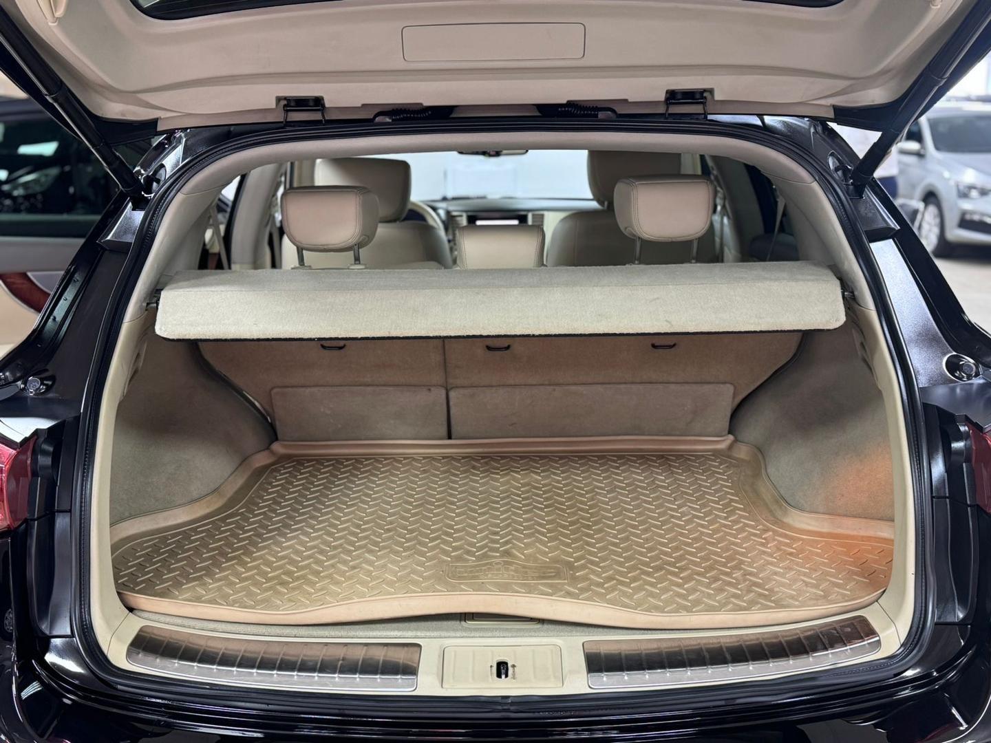 Infiniti FX