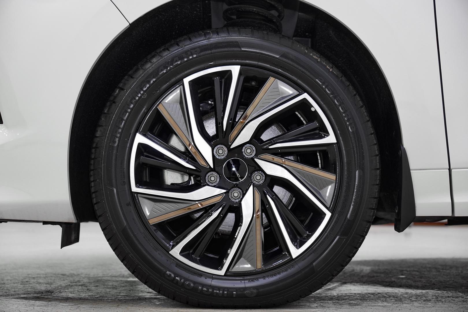 фото автомобиля 7