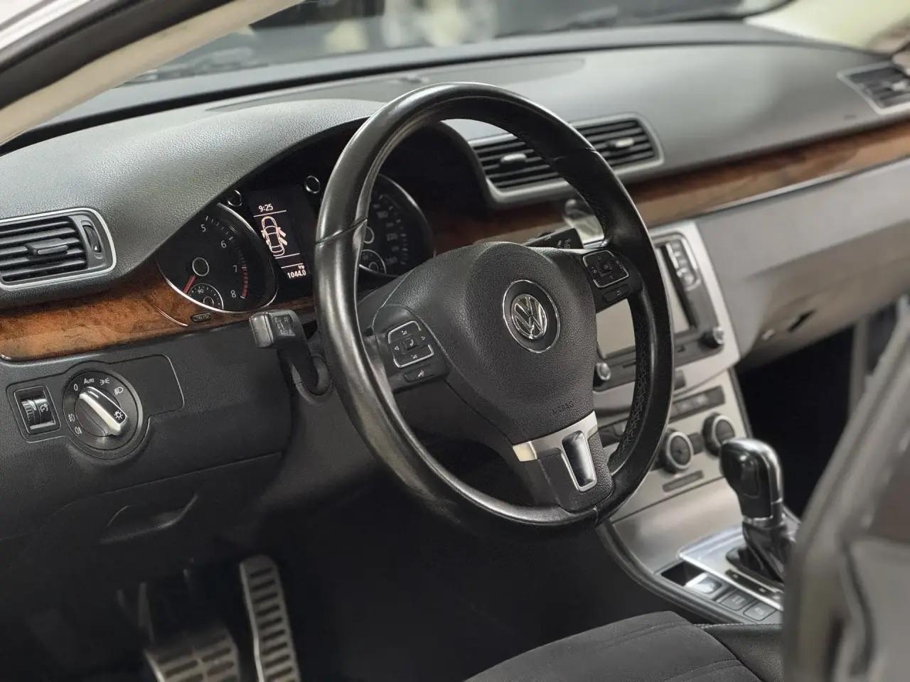 Volkswagen Passat CC
