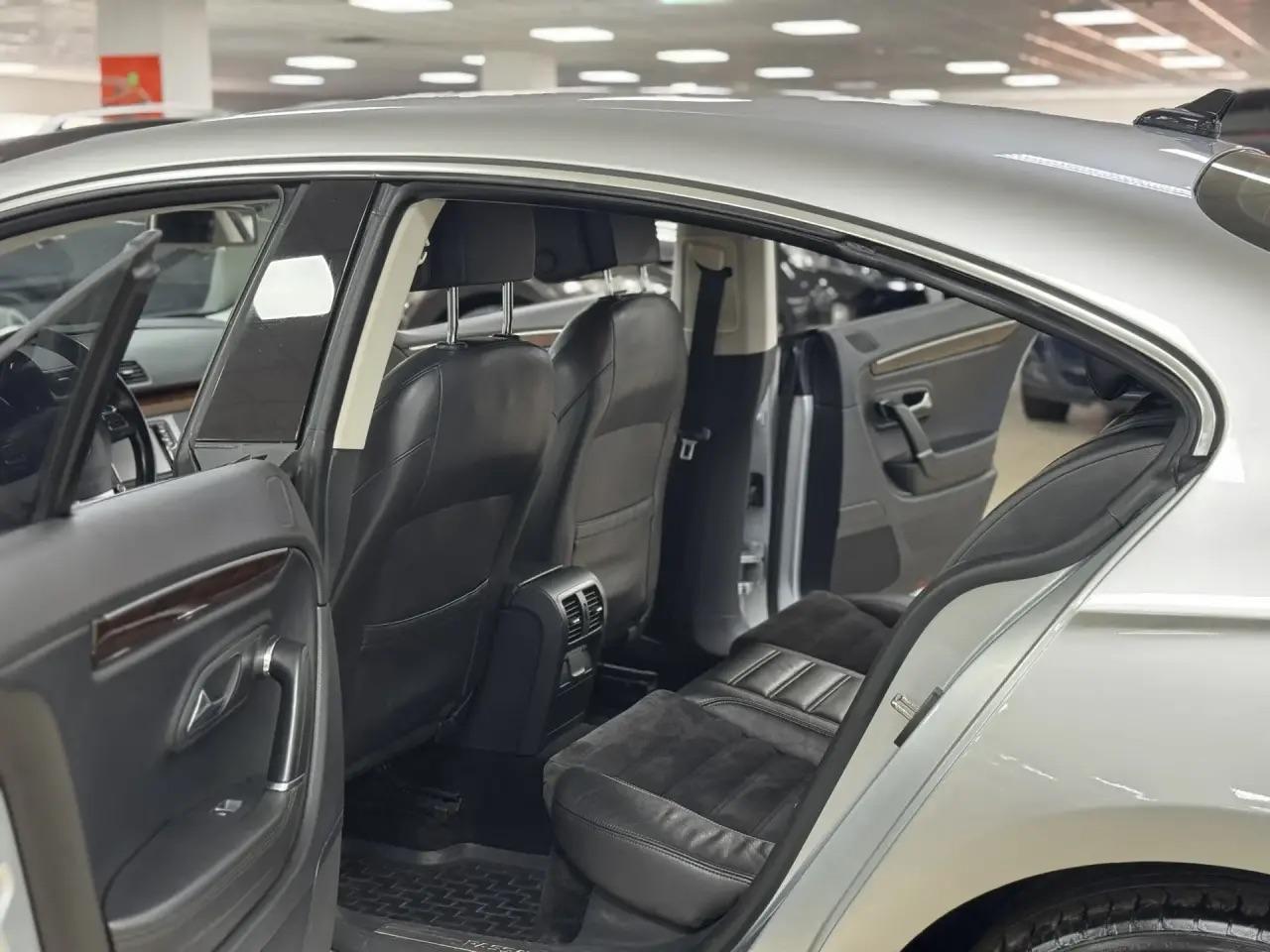 Volkswagen Passat CC