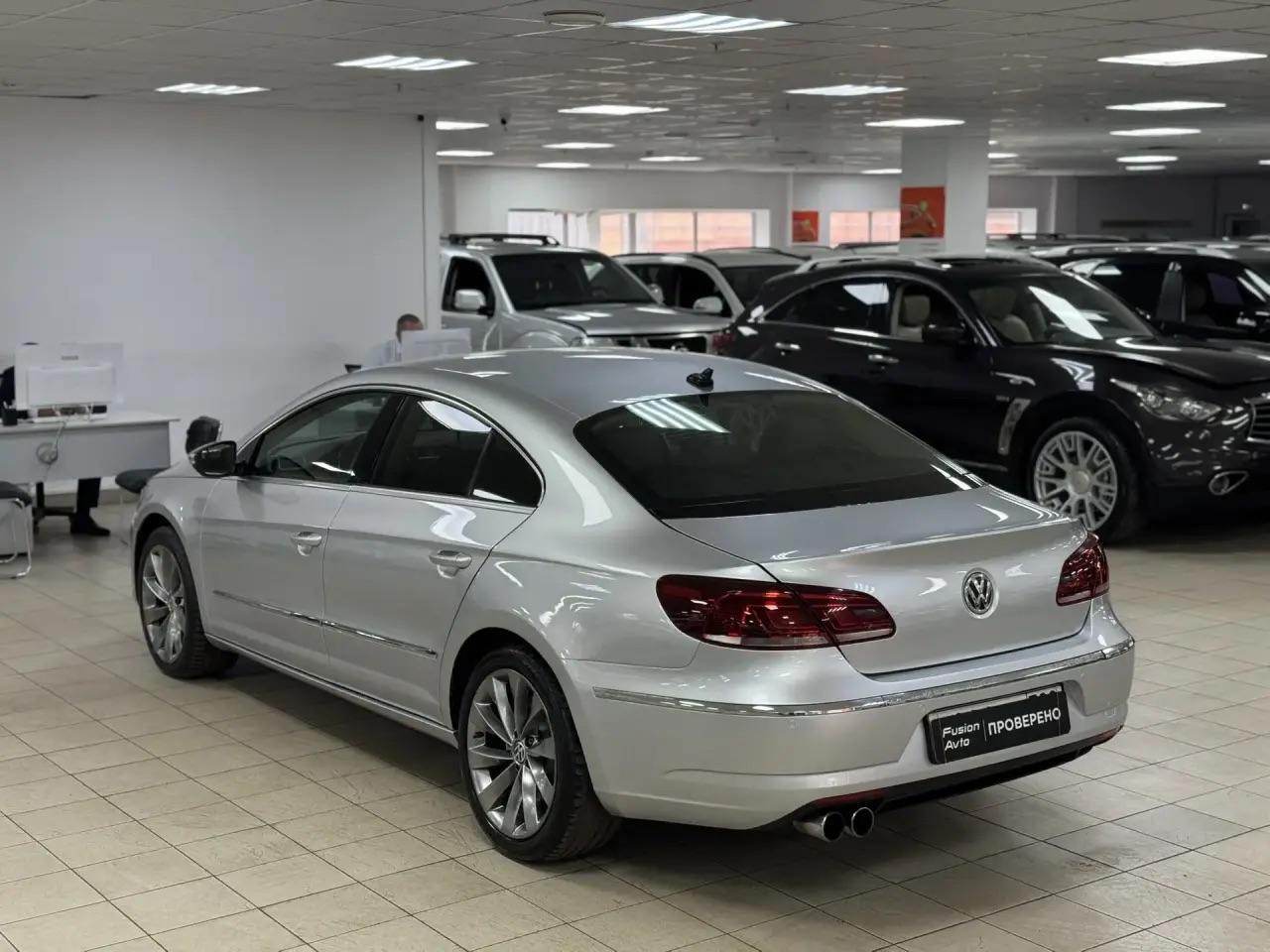 Volkswagen Passat CC