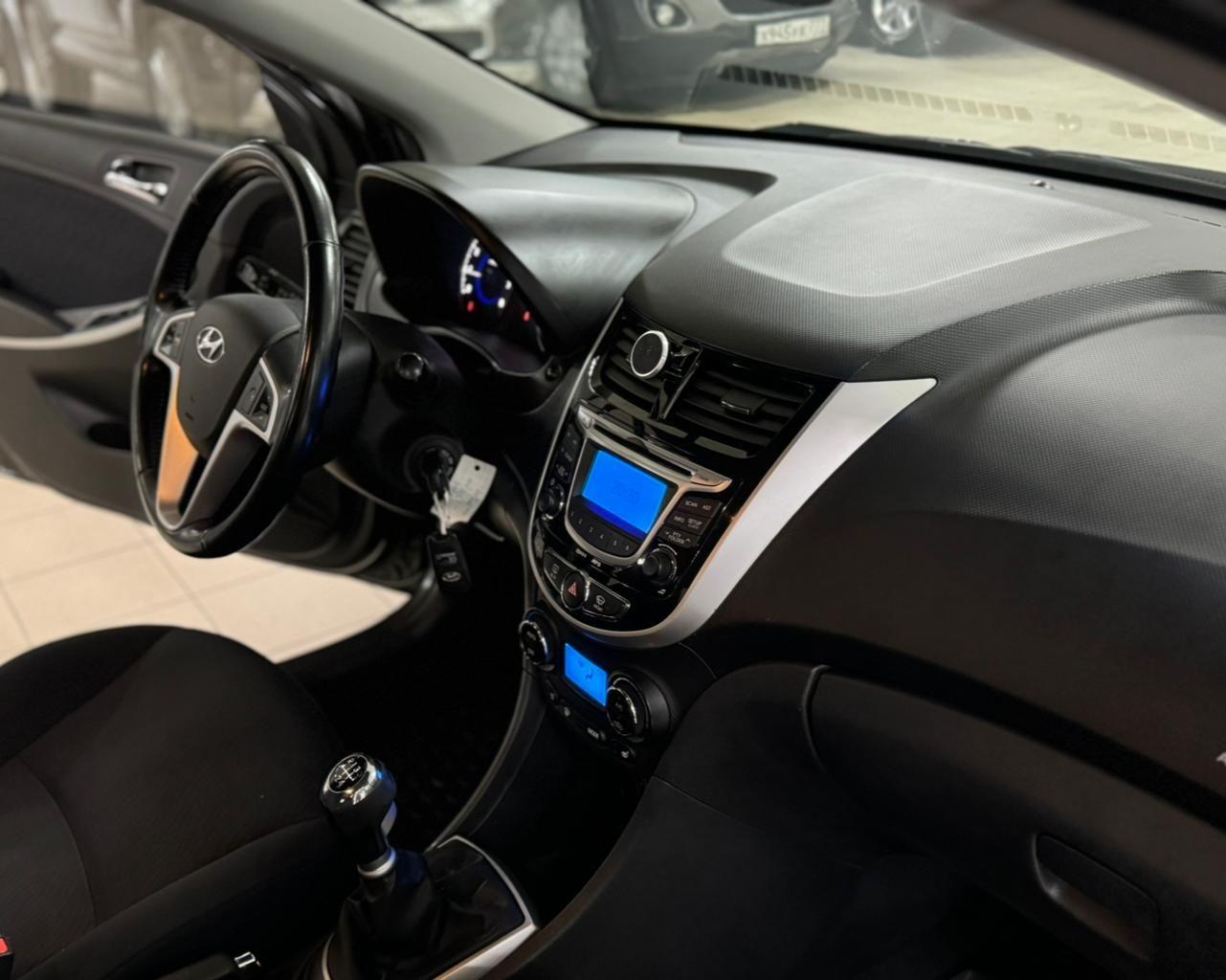 Hyundai Solaris