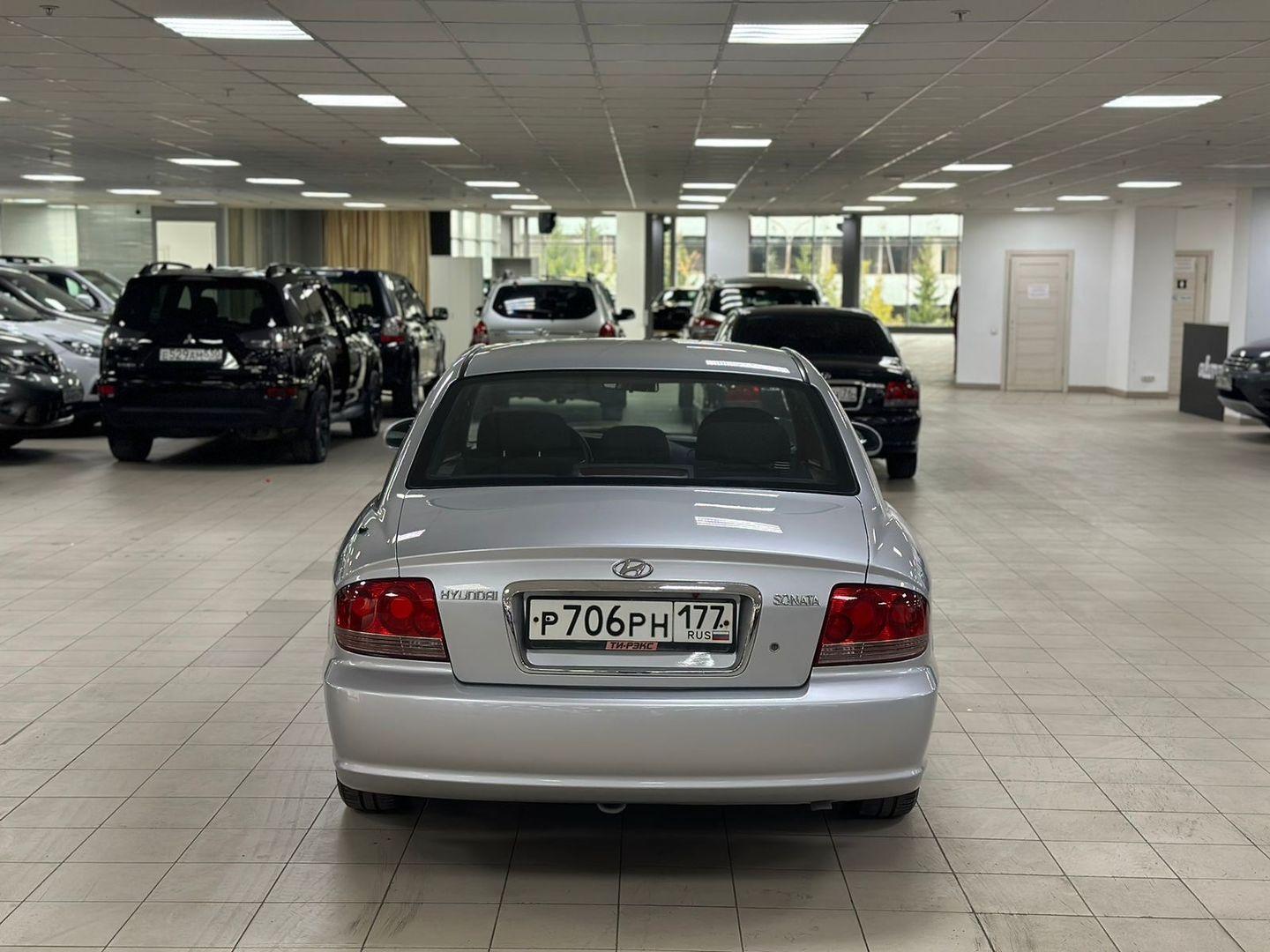 Hyundai Sonata