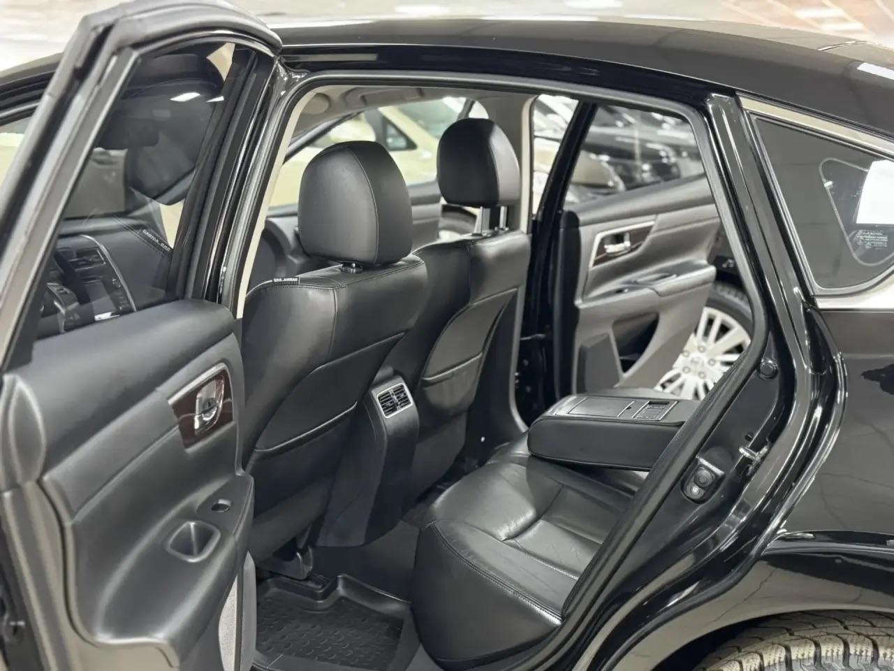 Nissan Teana