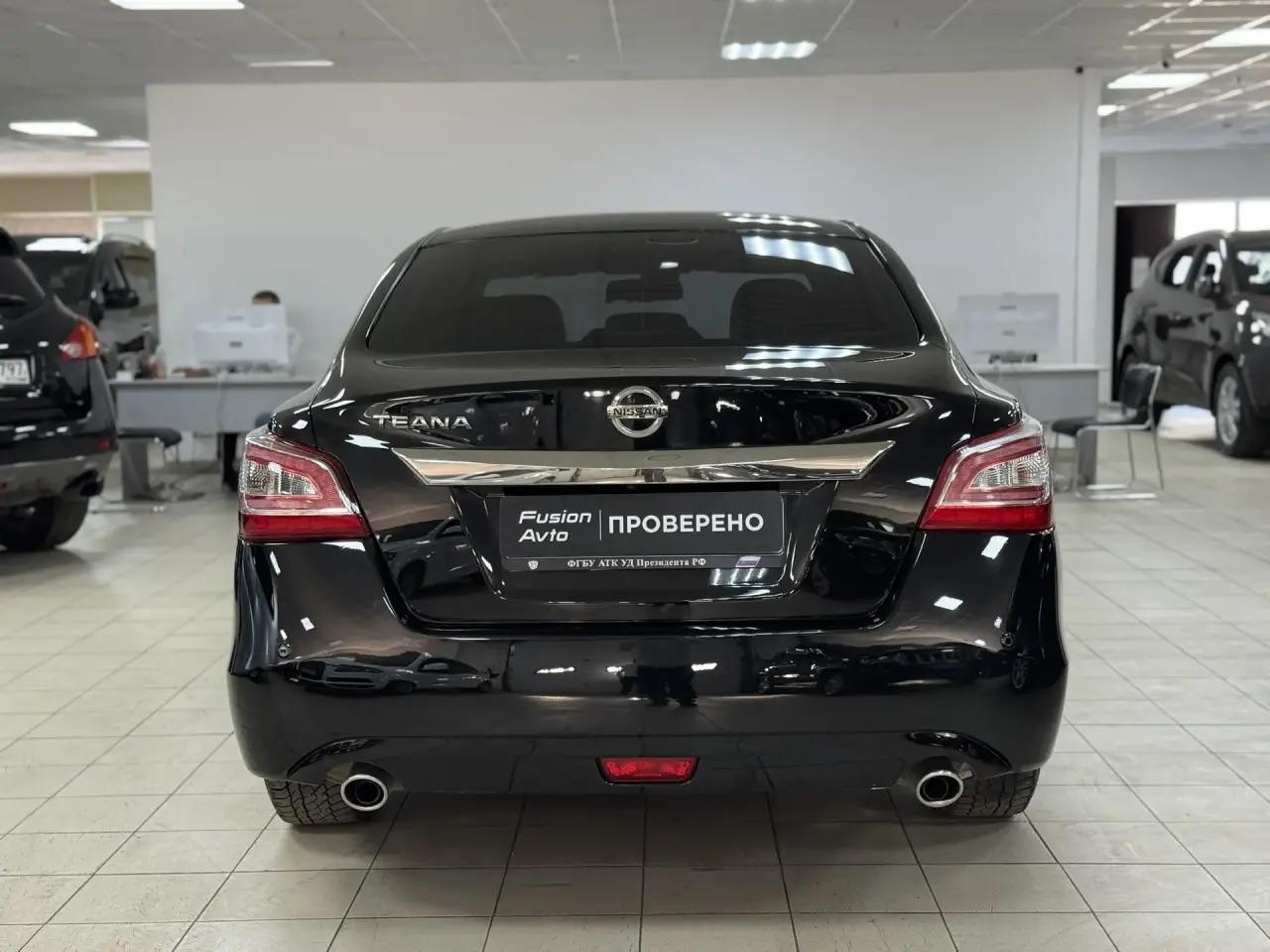 Nissan Teana