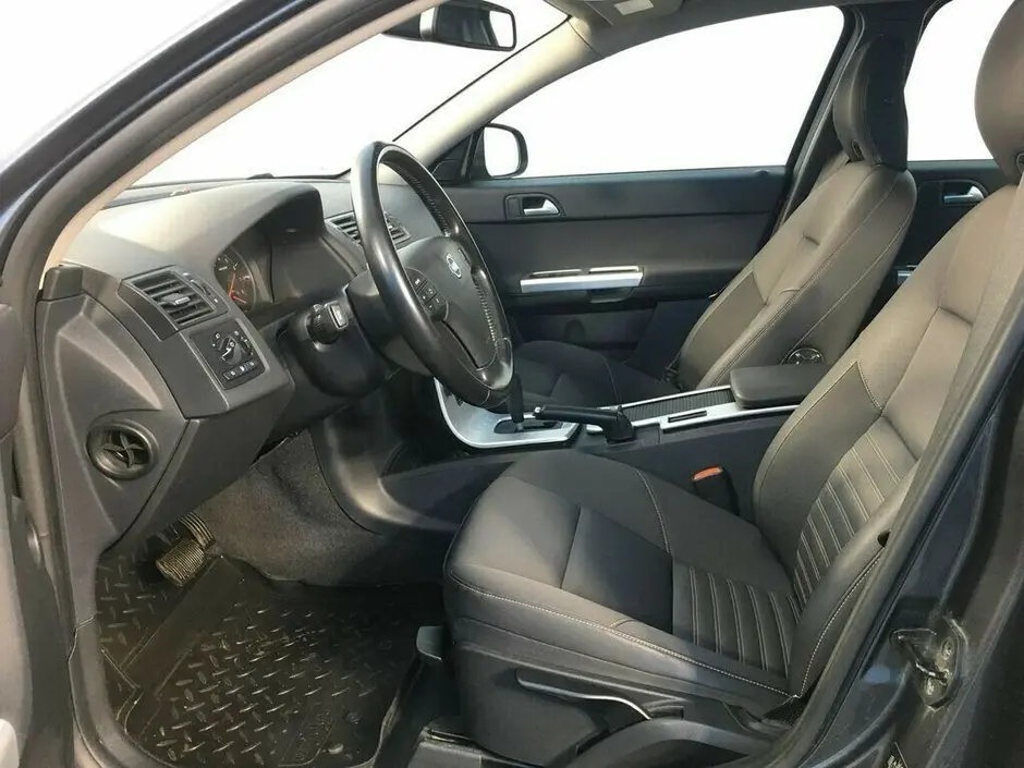 «Авто на Неве»