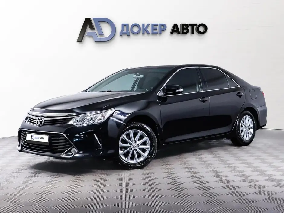 Toyota Camry, 2015 г.