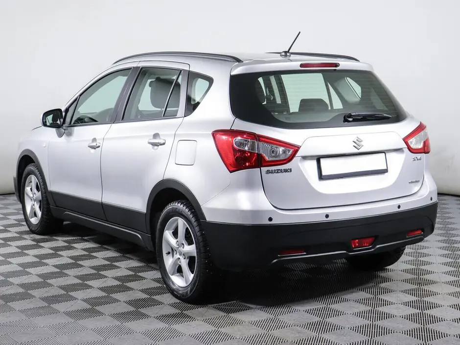 «Авто на Неве»