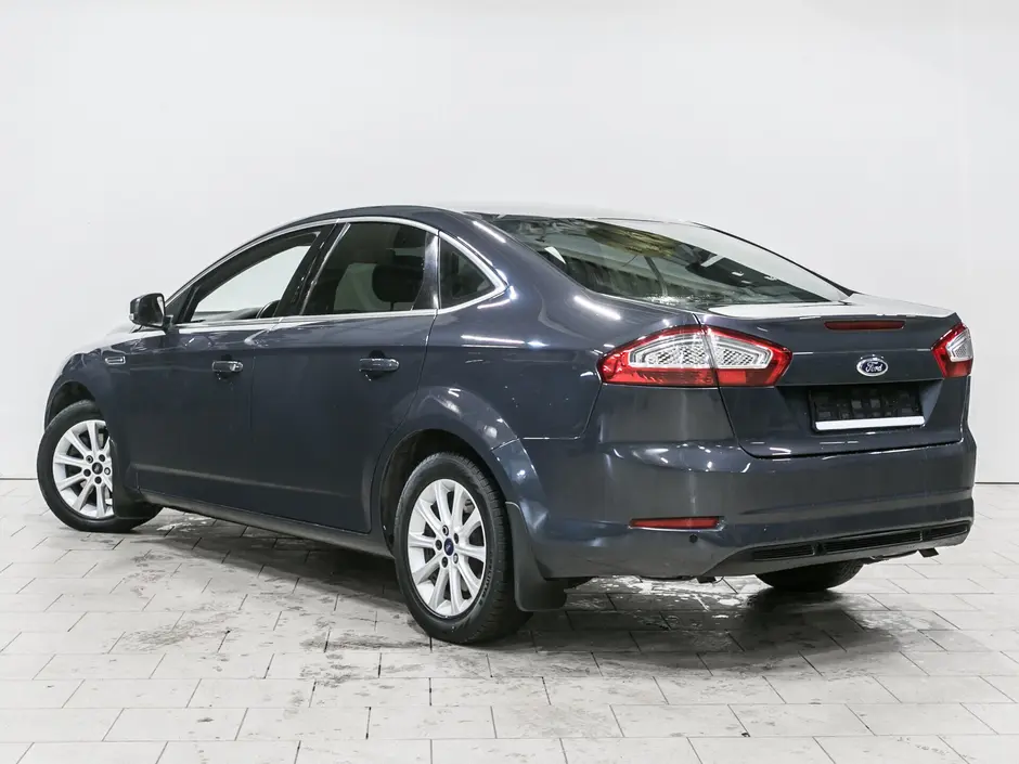 «Авто на Неве»