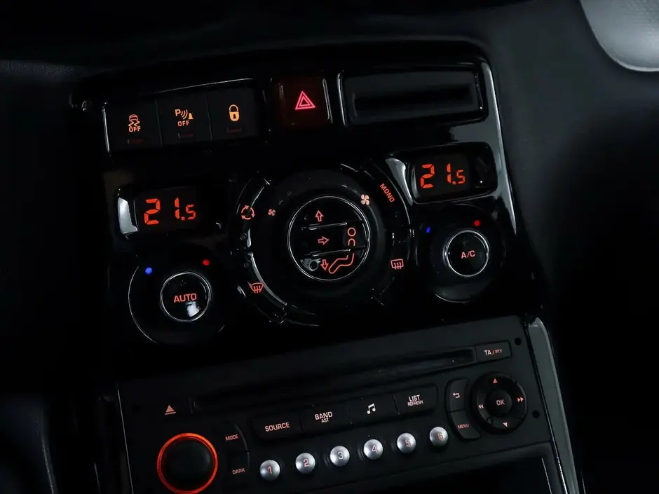 «Авто на Неве»