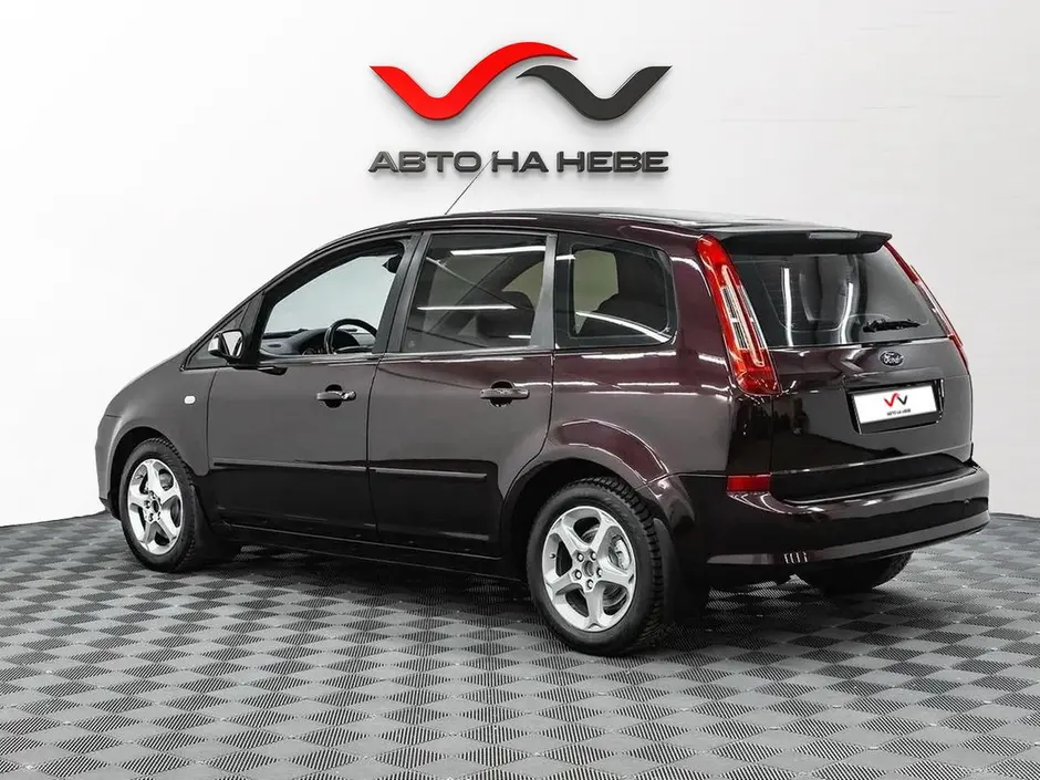 «Авто на Неве»