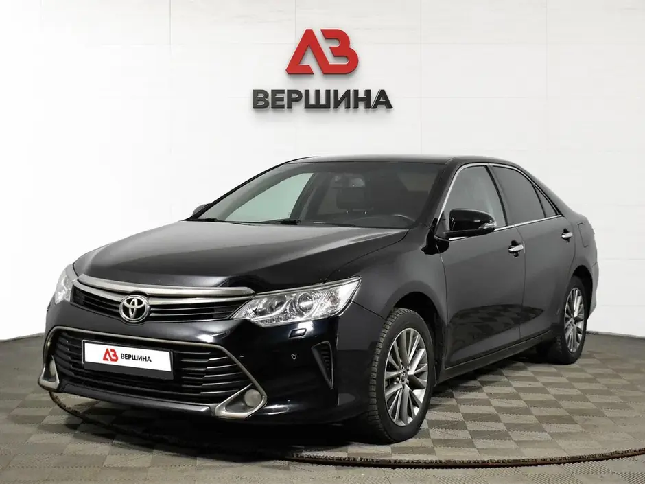 Toyota Camry, 2015 г.