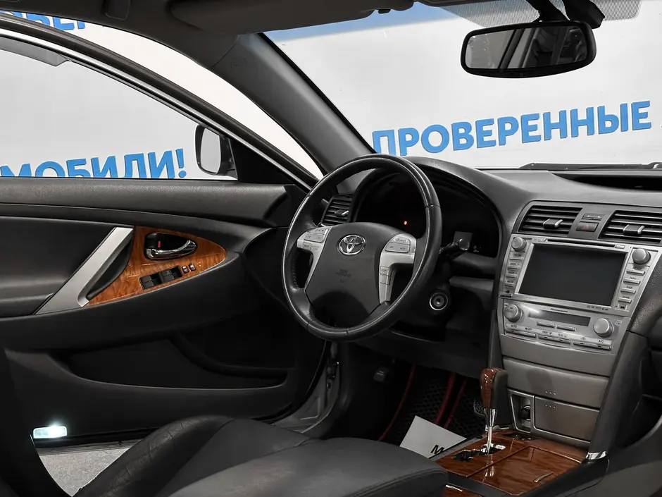 «Авто на Неве»