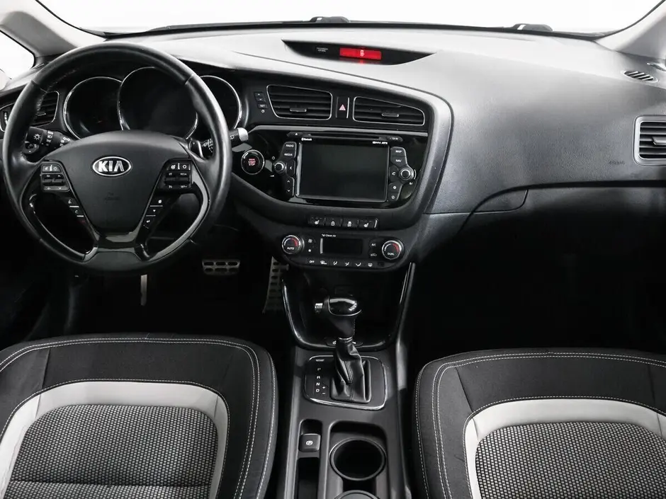 «Авто на Неве»