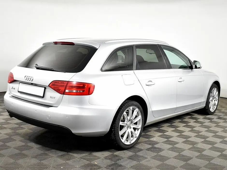 «Авто на Неве»