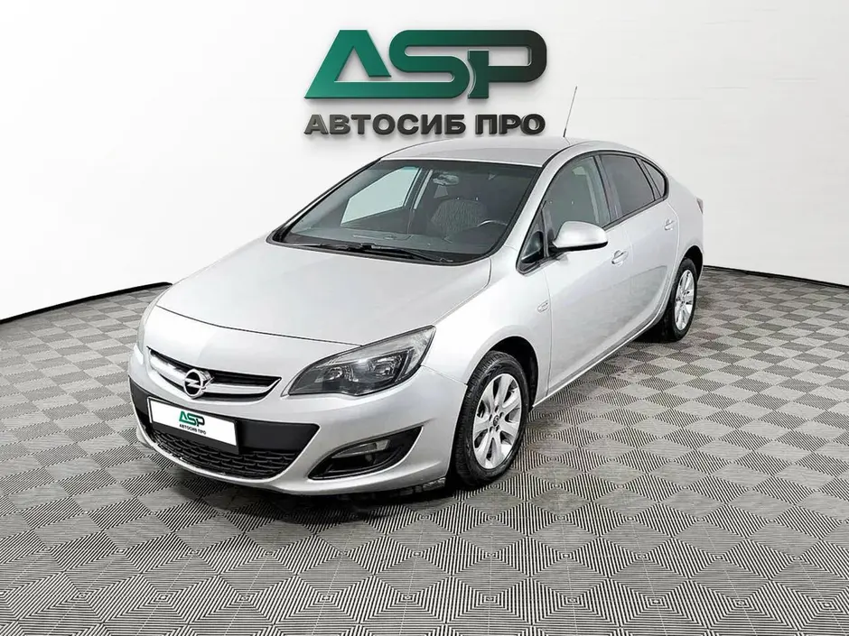 Opel Astra, 2014 г.