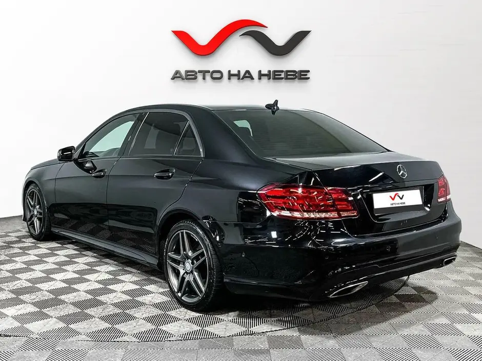 «Авто на Неве»
