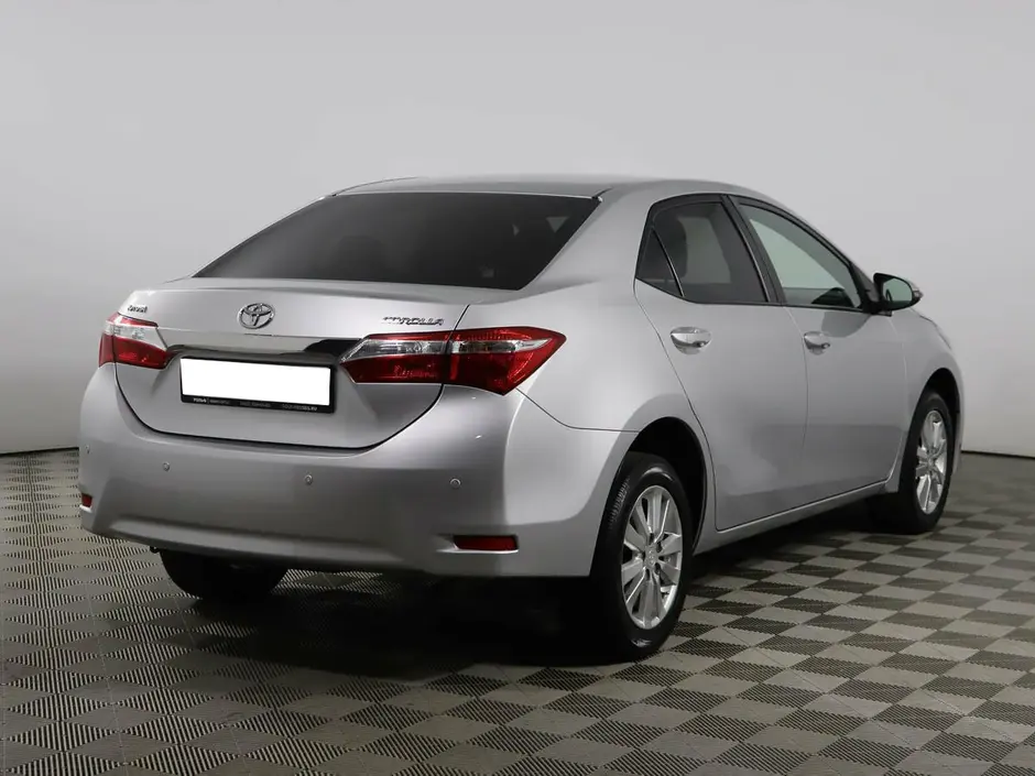 «Авто на Неве»