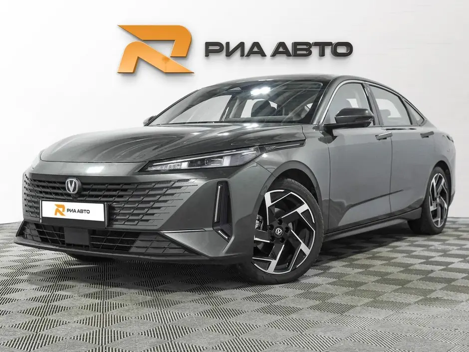 Changan Lamore, 2023 г.