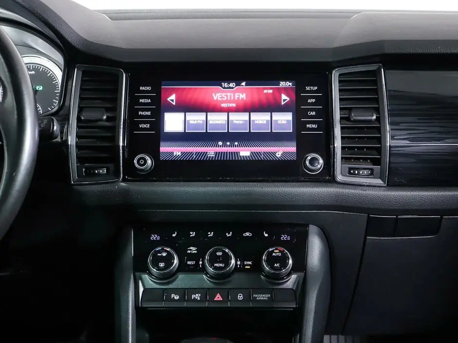 «Авто на Неве»