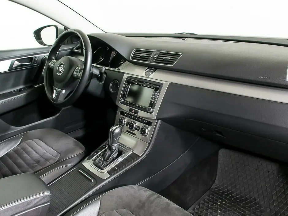 «Авто на Неве»