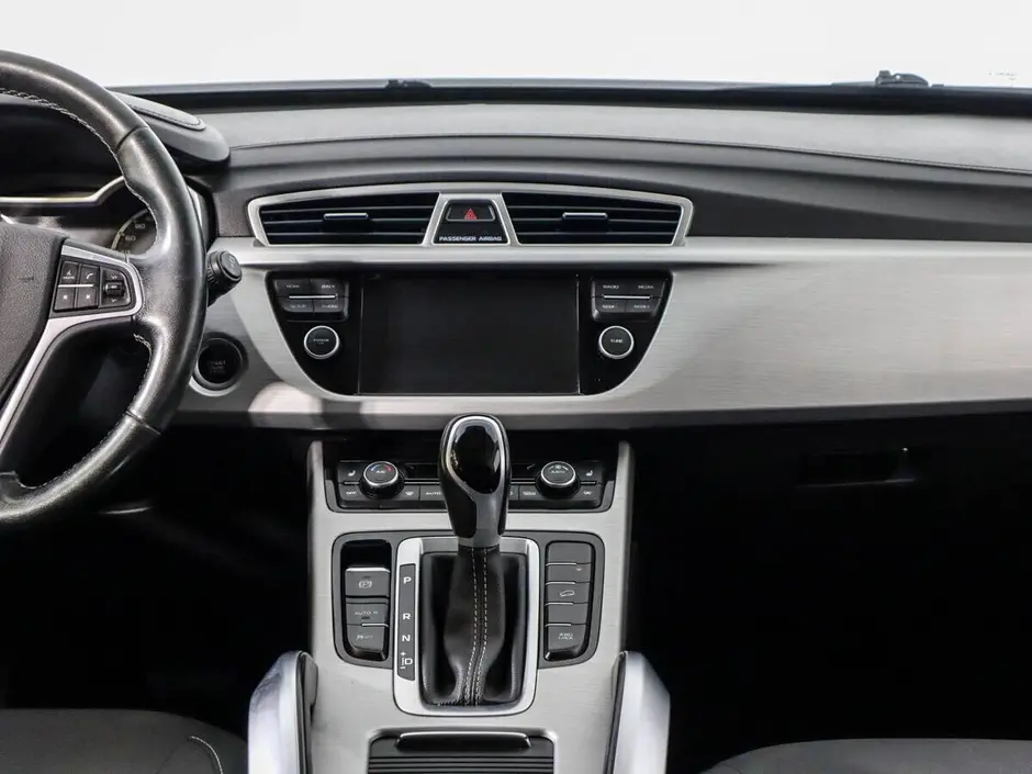 «Авто на Неве»