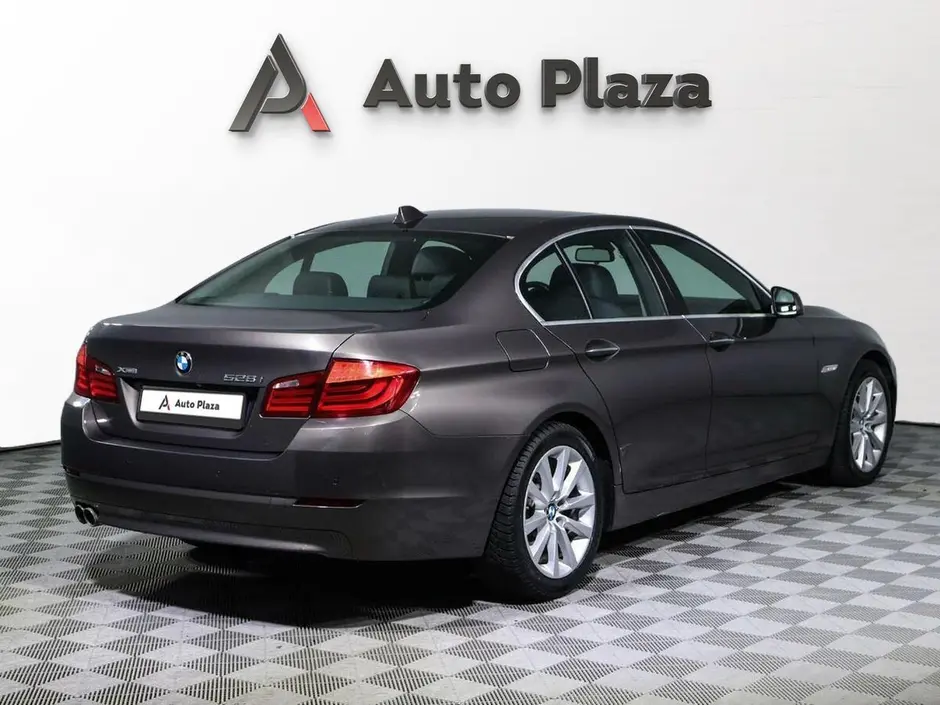 AutoPlaza