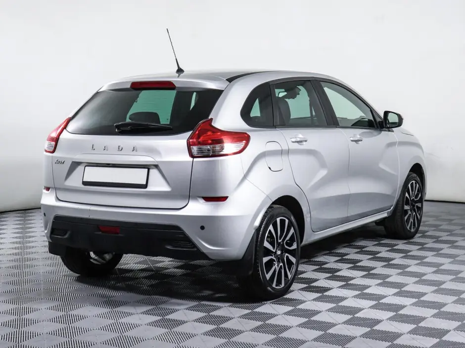 «Авто на Неве»