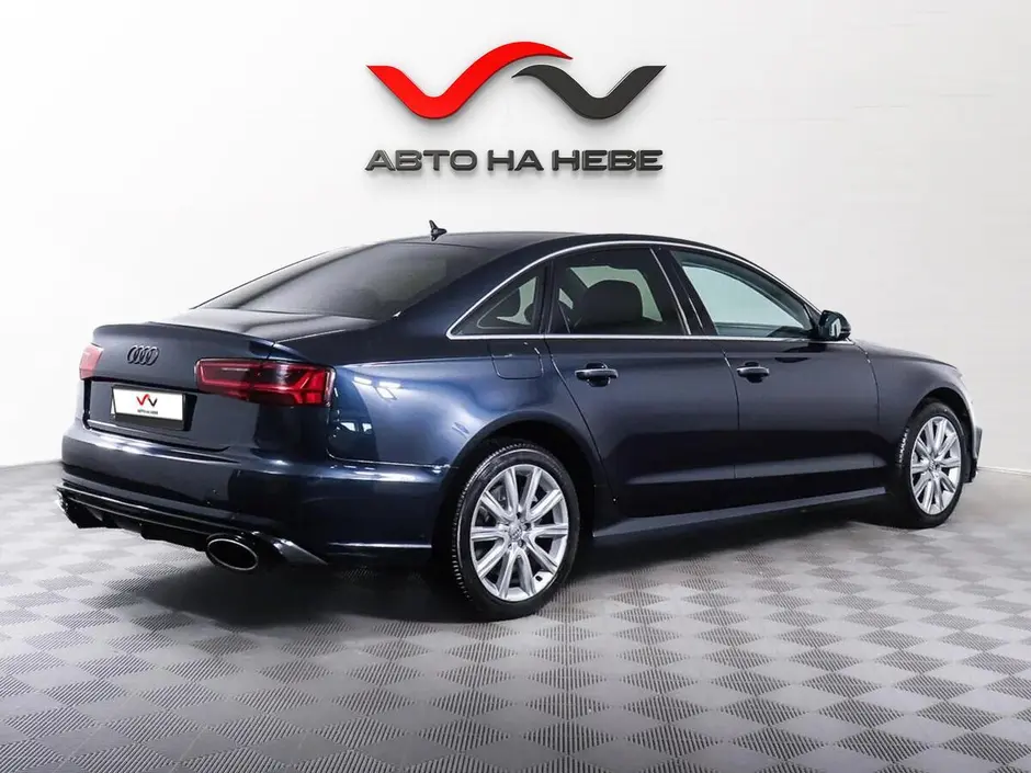«Авто на Неве»