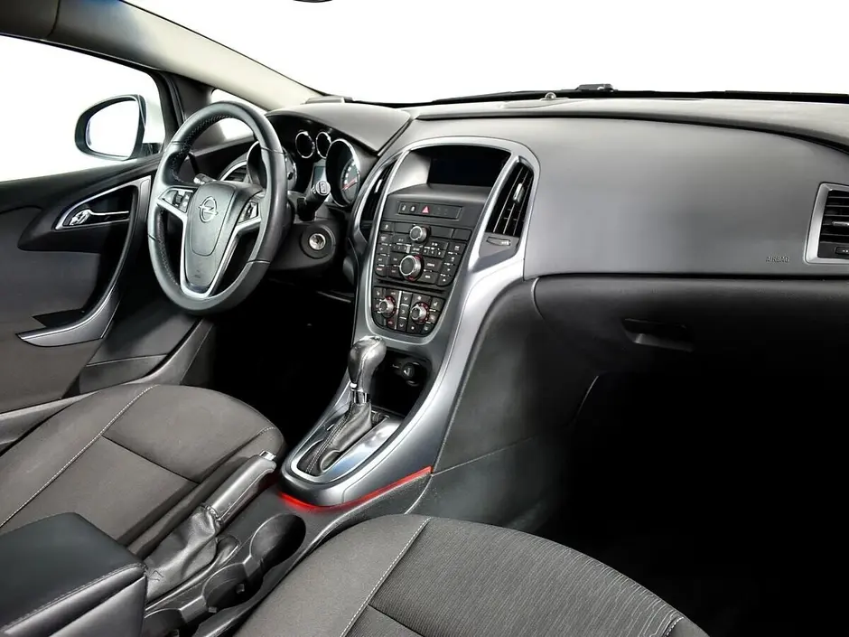 «Авто на Неве»