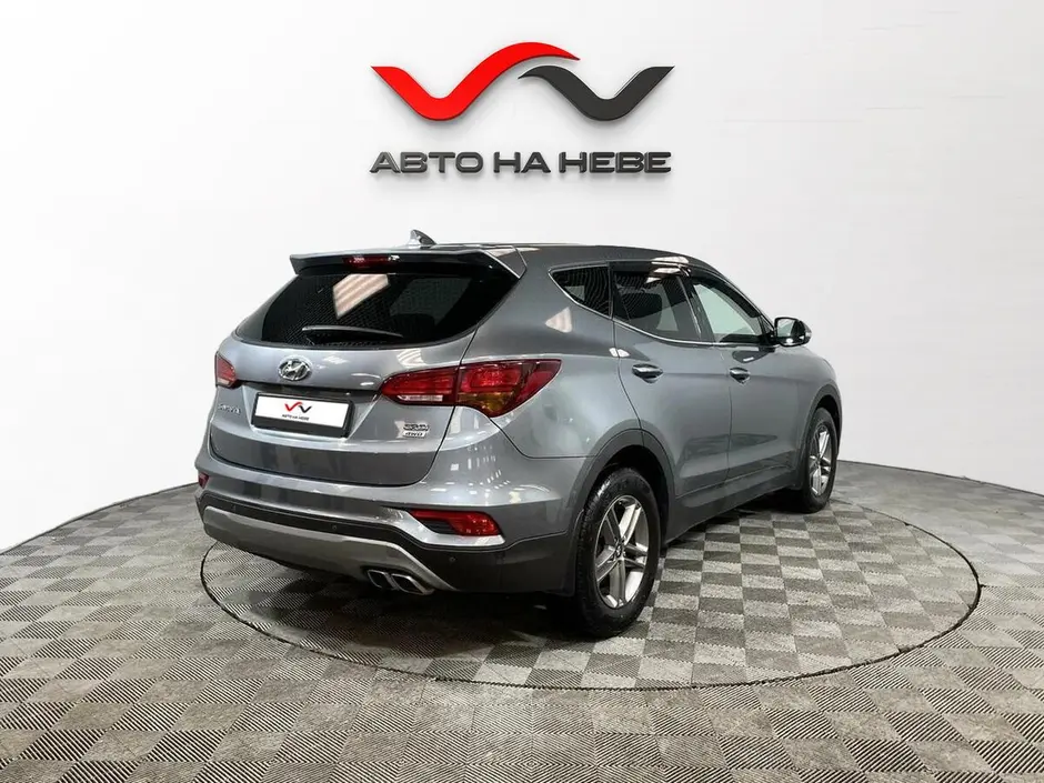 «Авто на Неве»