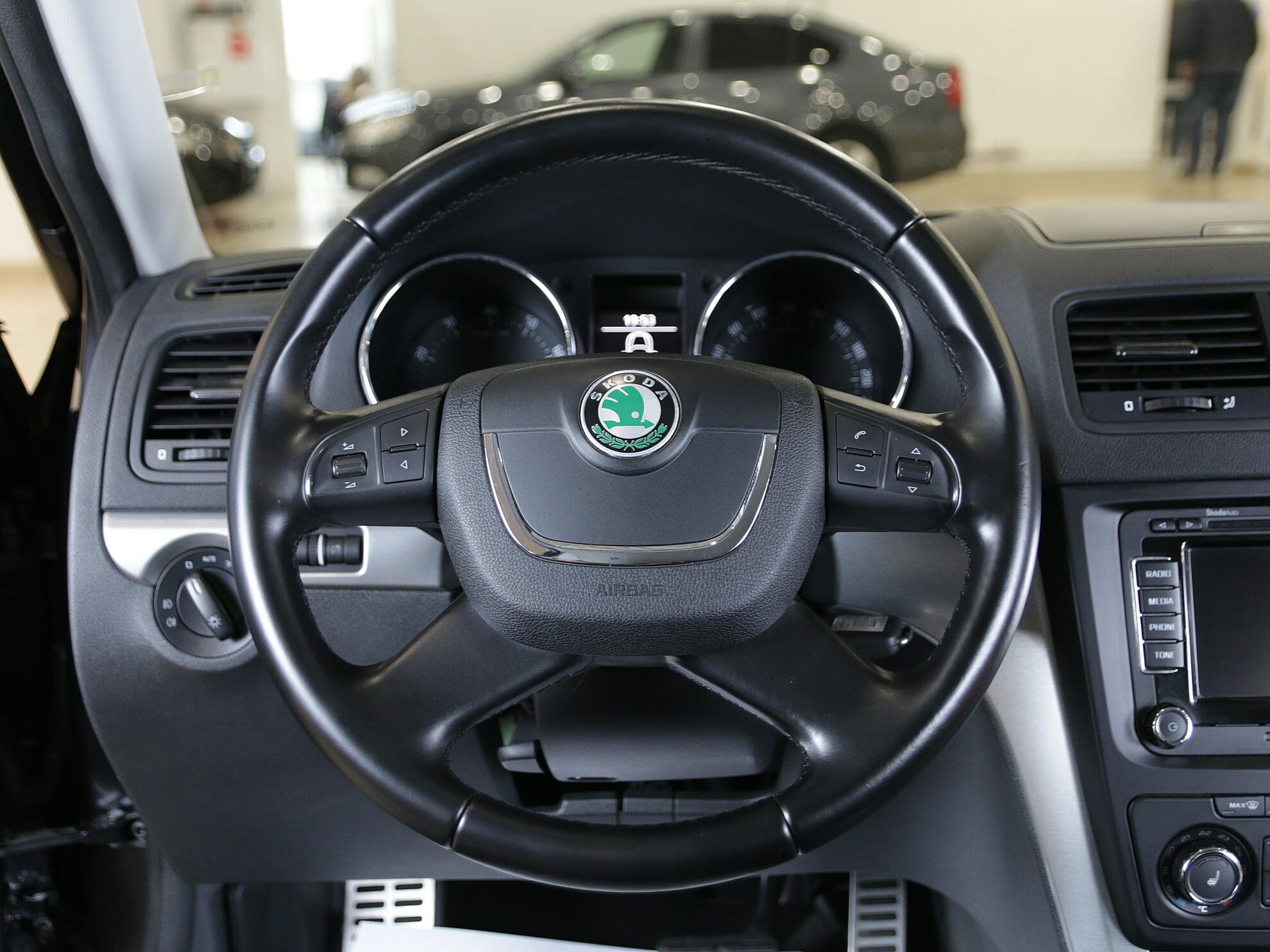 фото автомобиля 10