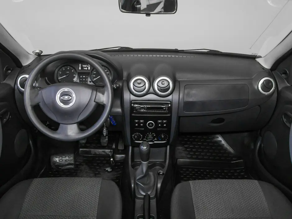 «Авто на Неве»