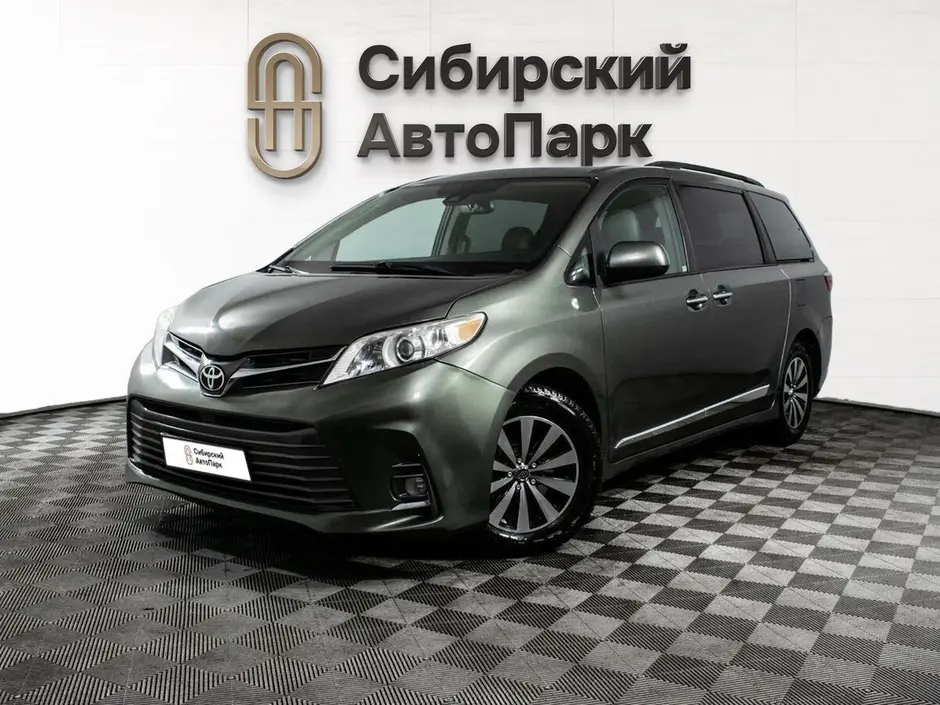 Toyota Sienna, 2018 г.