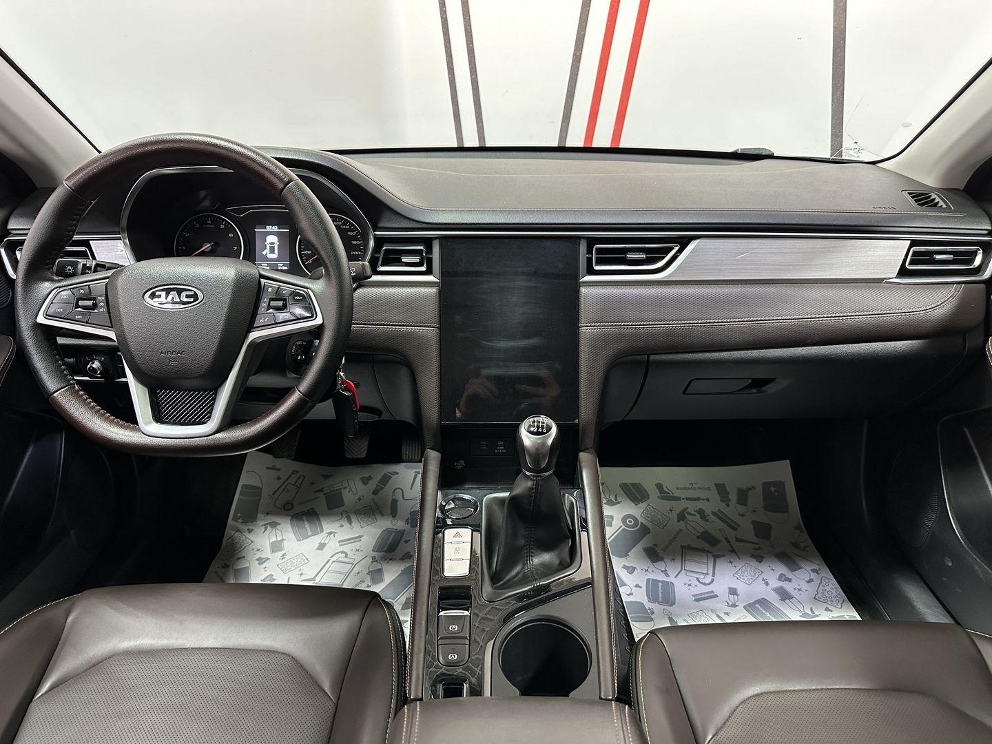 фото автомобиля 11