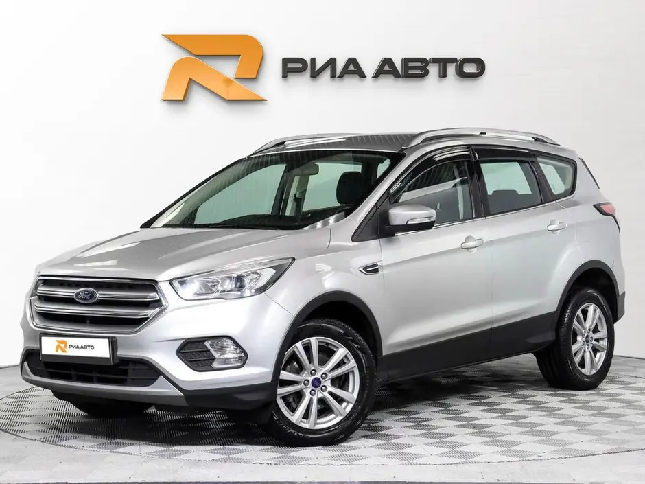 Ford Kuga, 2019 г.