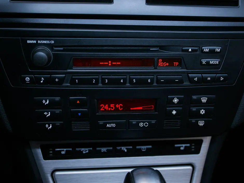 «Авто на Неве»