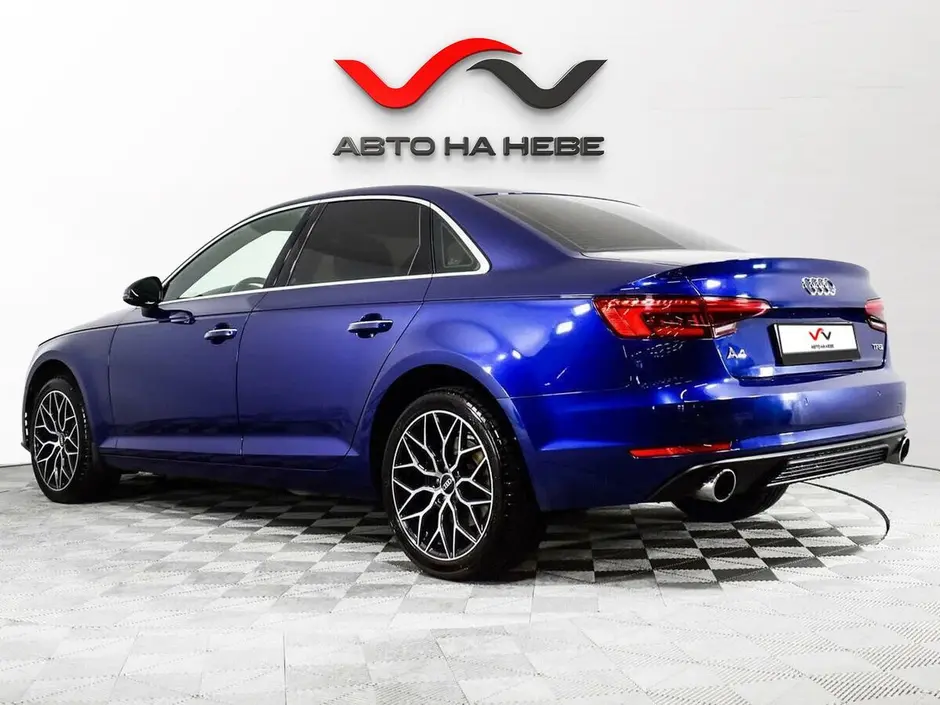 «Авто на Неве»