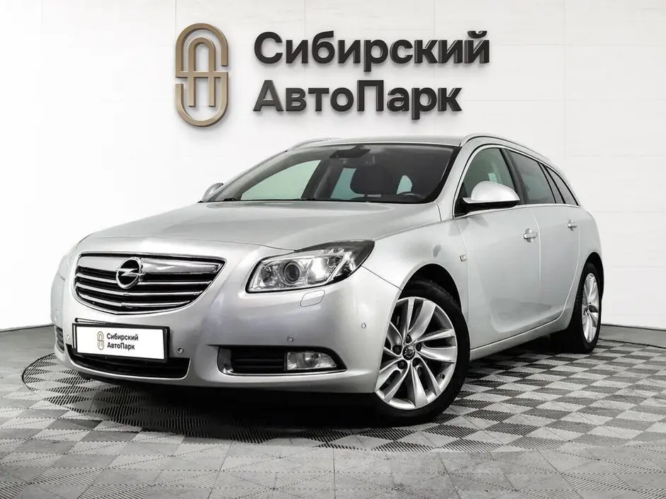 Opel Insignia, 2010 г.