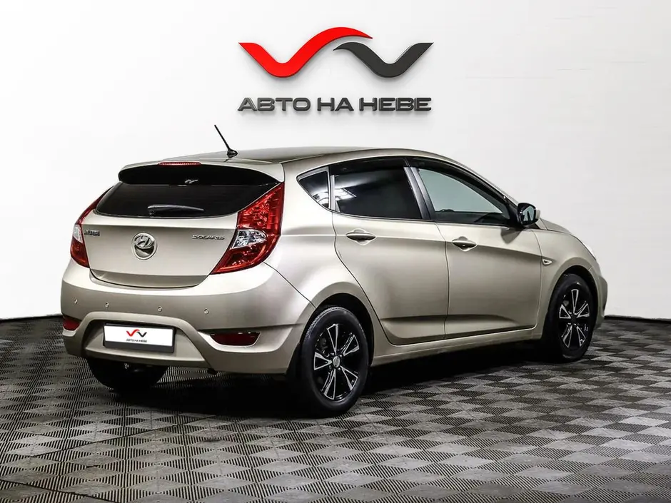 «Авто на Неве»