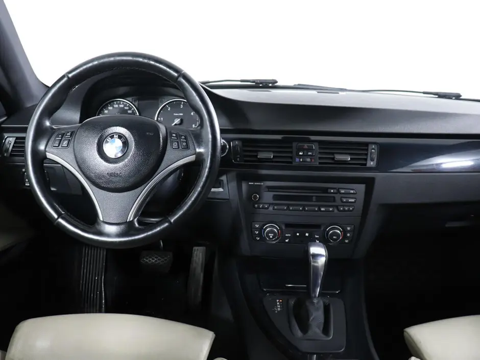 «Авто на Неве»