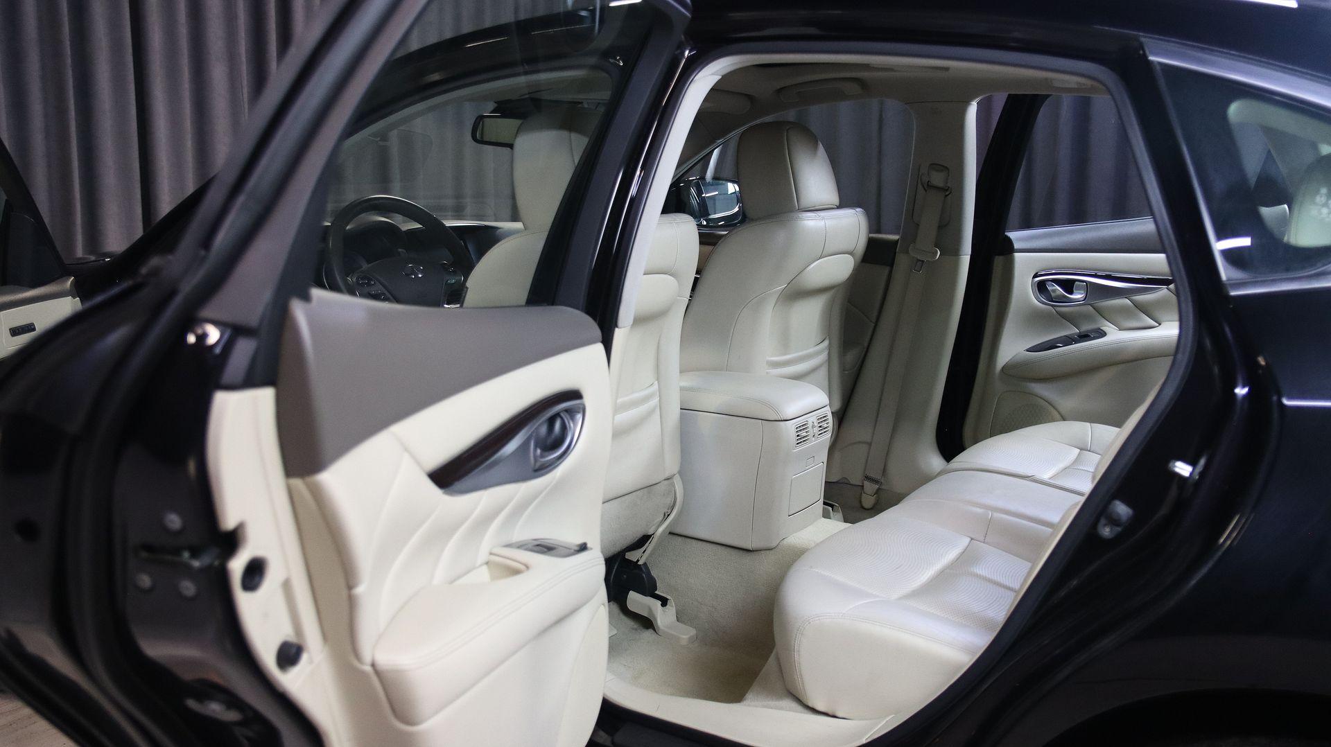 фото автомобиля 11