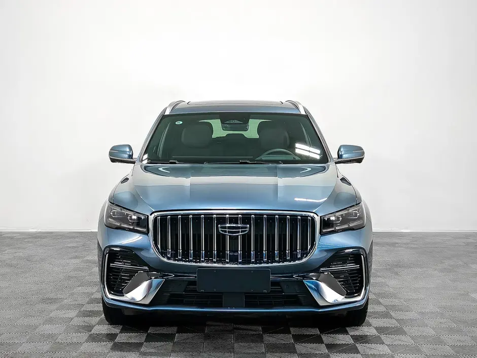 «Авто на Неве»