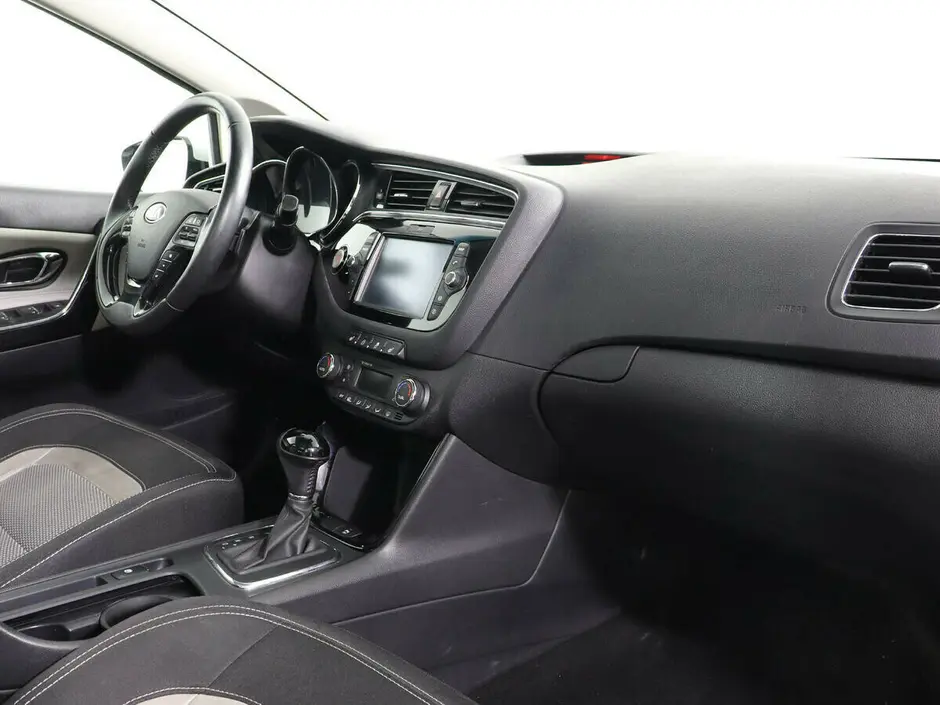 «Авто на Неве»