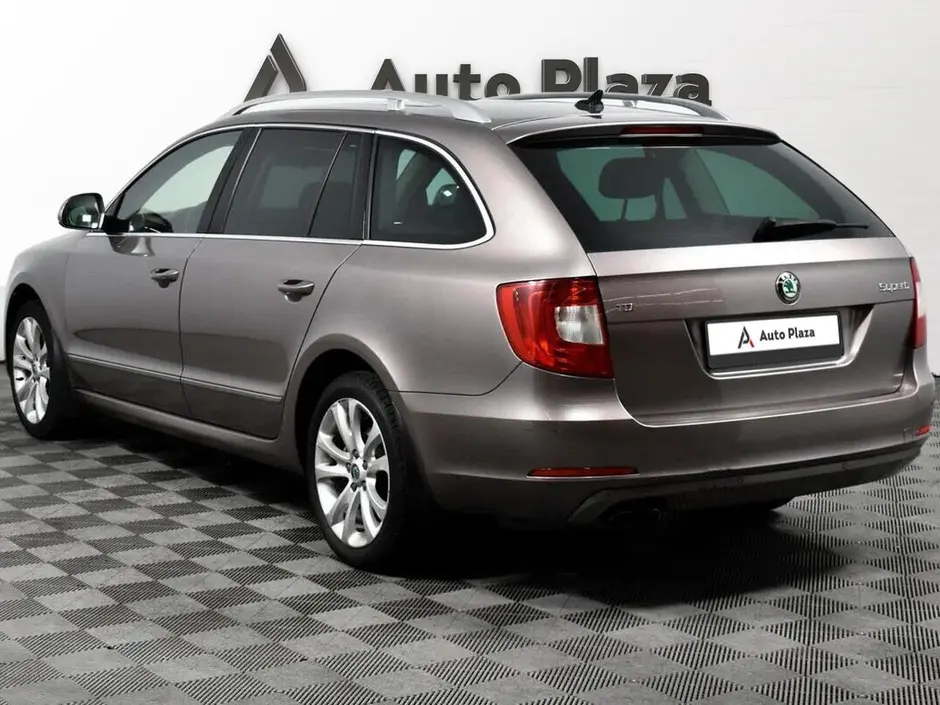 AutoPlaza