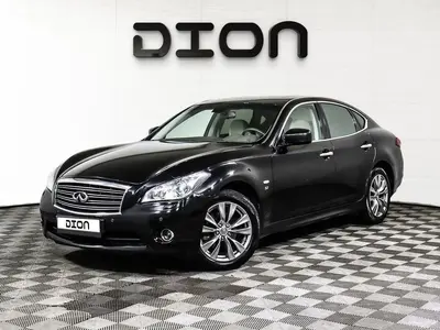 Infiniti Q70